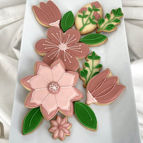 Novelty floral cookies